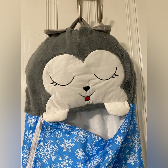 Cute Dog/Husky Toddler Sleeping Bag NWOT - Picture 2 of 5